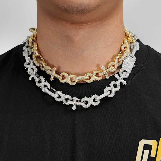 Thorn Cross Cuban Link Chain - Mozayn Jewelry