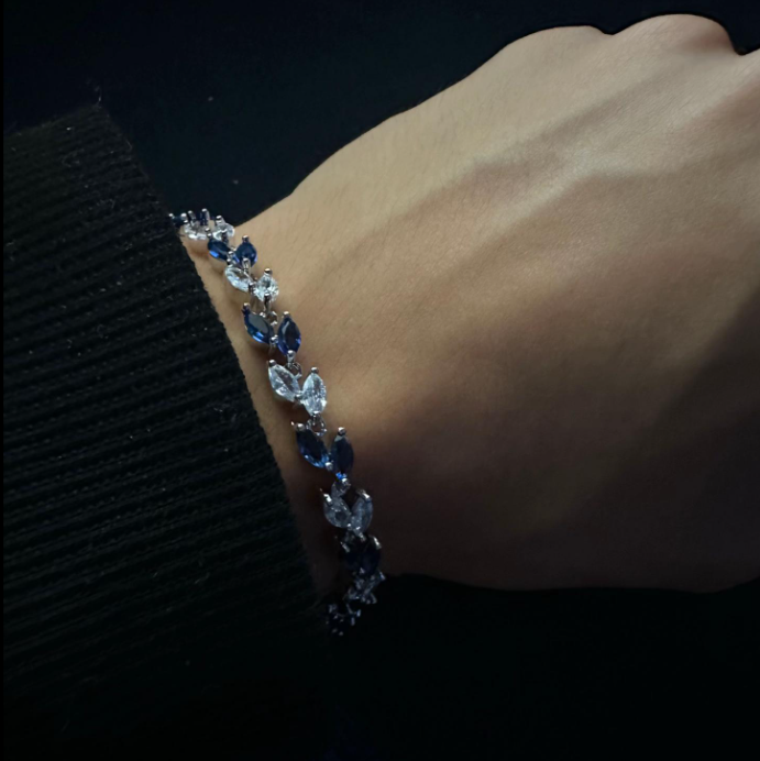 Korean Leaf Bracelet - Mozayn Jewelry