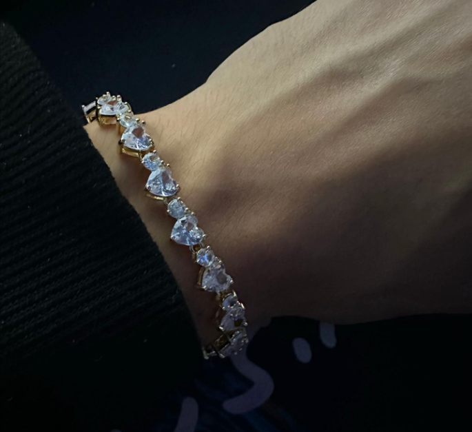 Love Heart Bracelet - Mozayn Jewelry